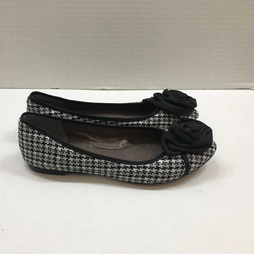 Rose adorned Almond Toe Flat